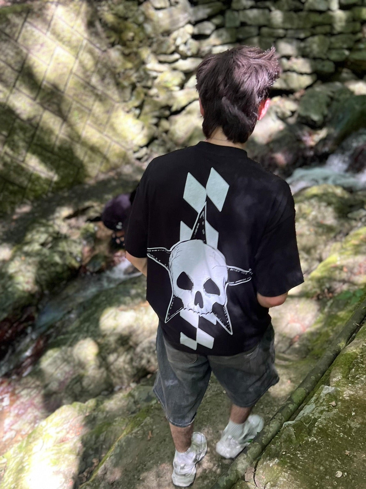RACER TEE
